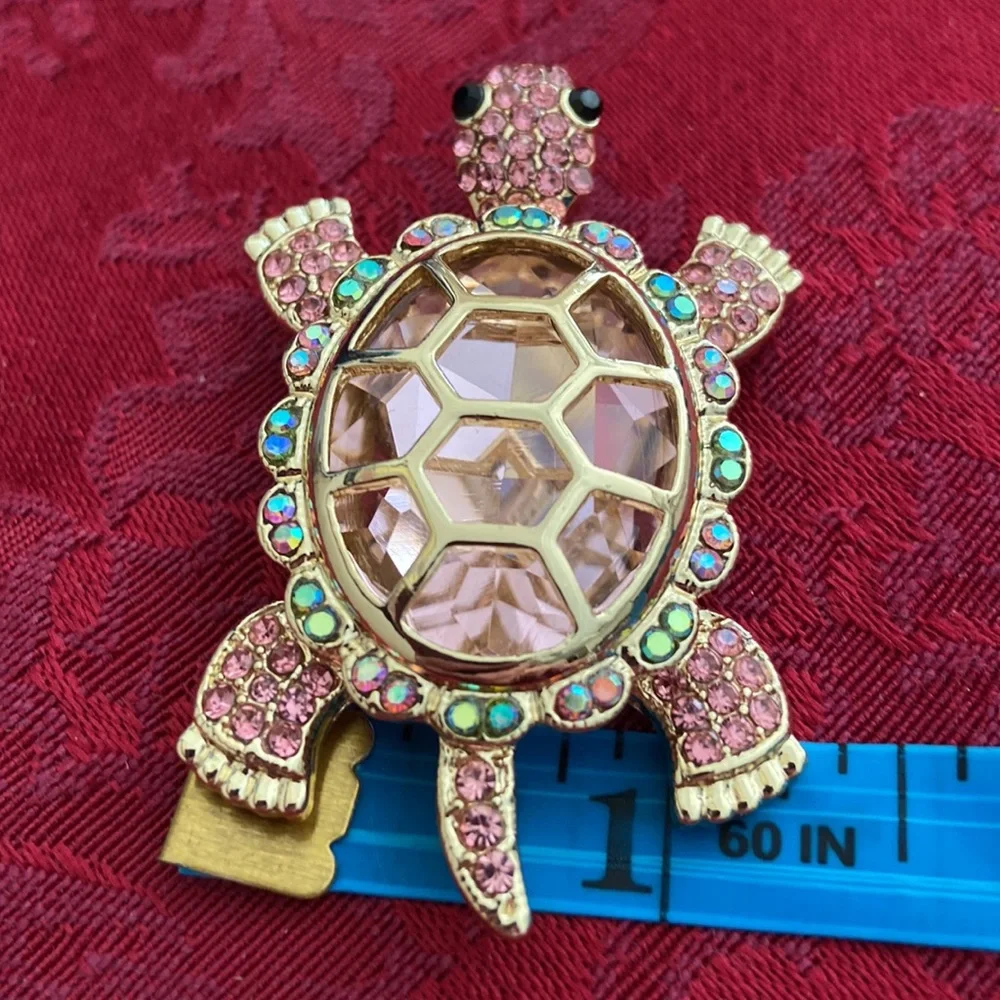NEW PINK RHINESTONED TURTLE BROACH